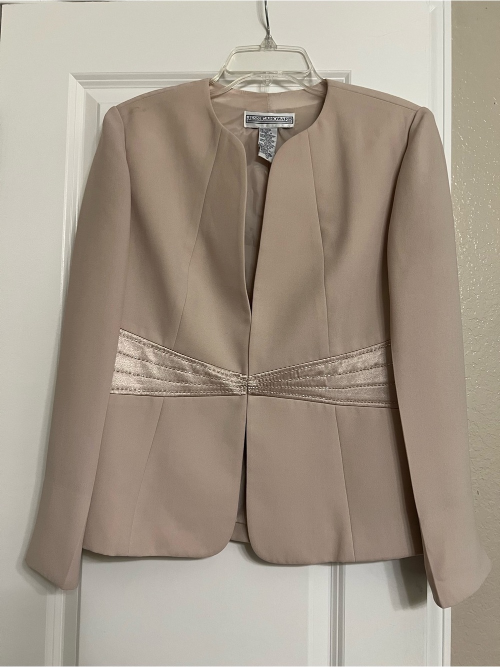 Jessica Howard size 12 Taupe Open-Front Satin-Waist Blazer